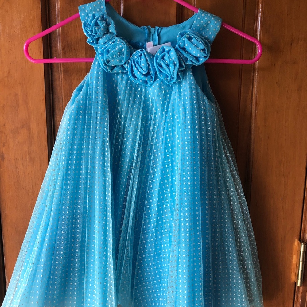 Girls dress